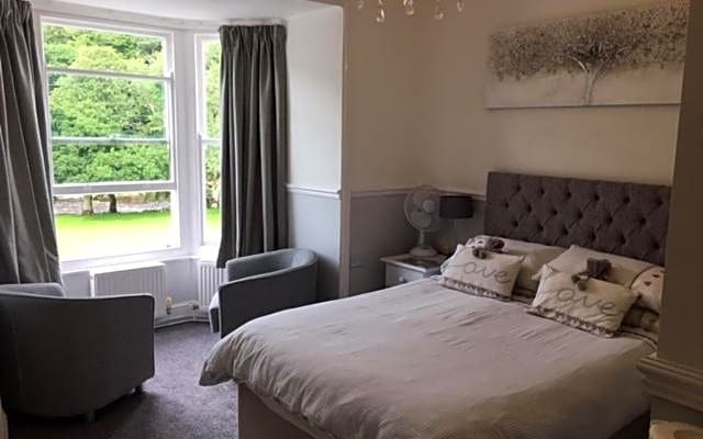 Glan Llugwy Holiday Home