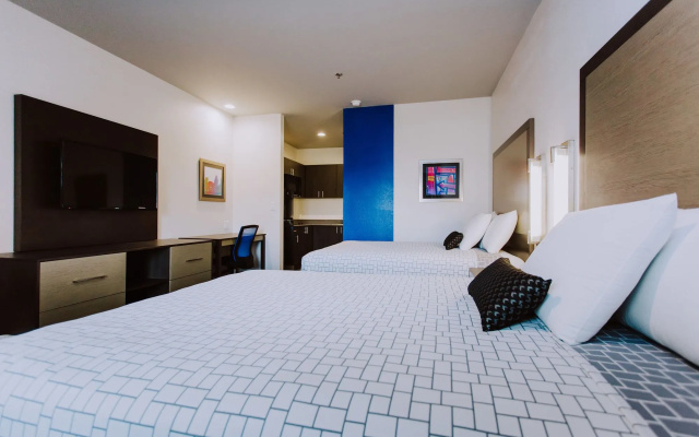 Palace Inn Airtex