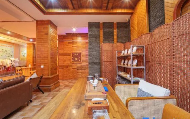 Jinghong City Tailai Inn (Gaozhuang Xishuangbanna Starlight Night Market Branch) – Restaurant – Xishuangbanna