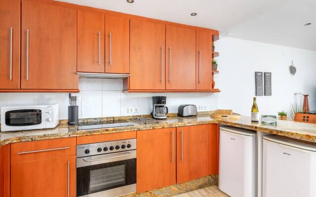Wonderful Apartment in Ground Plan Ref 94