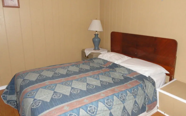 Edgewater Resorts - Edgewater Cottages