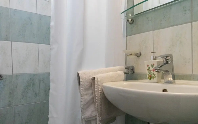 Apartments Belenum - Double Room With Balcony and Sea View