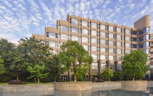 Sunstone Plaza Hotel – Exterior – Luan