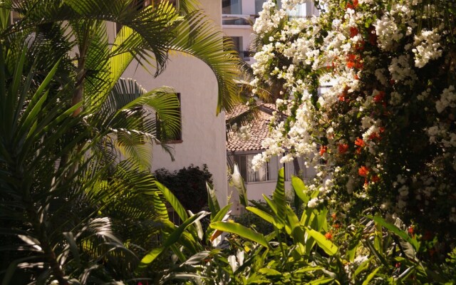 Puerto Vallarta 2br condo Loma del Mar