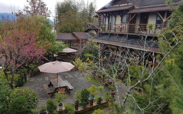 Shiyai Taoyuan B & B