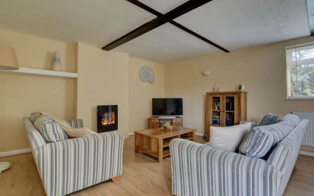 Cozy Holiday Home in East Runton near Beach