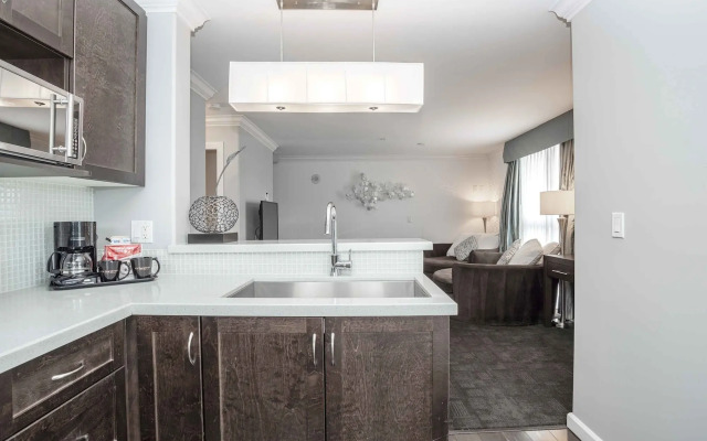 Sandman Hotel & Suites Kelowna