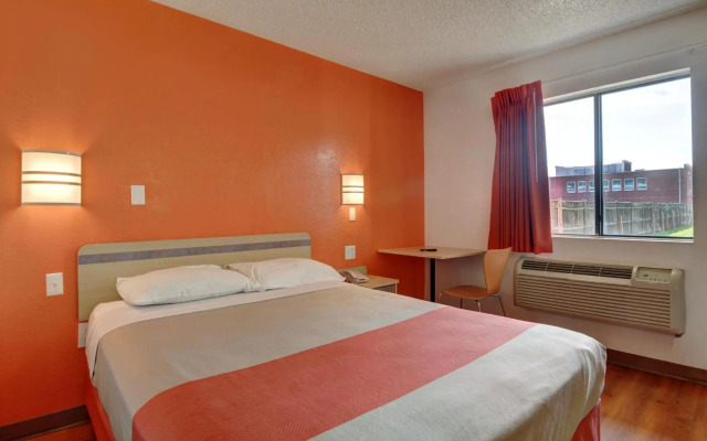 Motel 6 Wethersfield, CT - Hartford