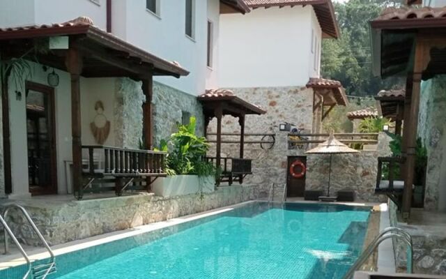 Okapi Suites