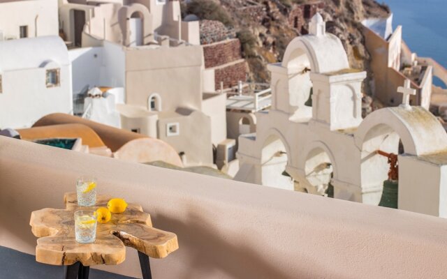 Nano Oia Villas