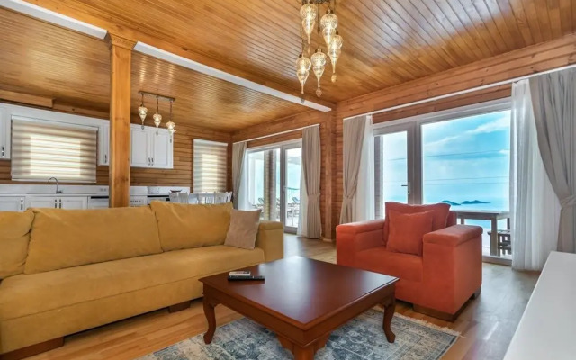 Villa Firuze by Akdenizvillam