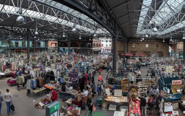 Brick Lane Gem - 3 Sleeps