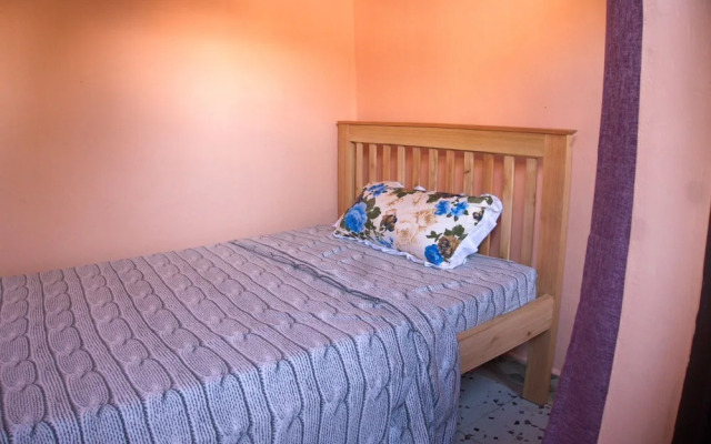 PLM Guest House & Restaurant