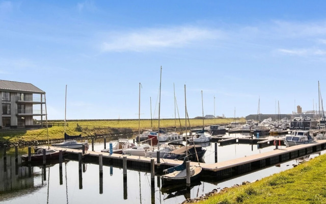 Beautiful Holiday Home in Kamperland Near the Beach