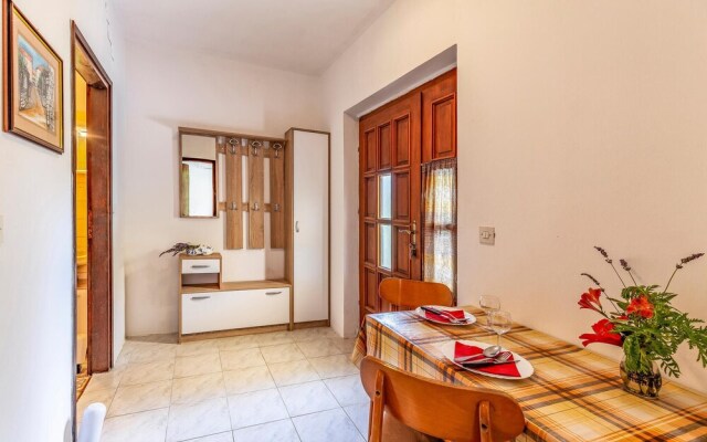 Amazing Apartment in Medulin With 1 Bedrooms and Wifi