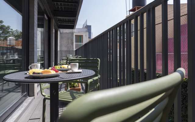 Capitalia Simply The Best Condo