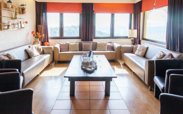 Lovely Holiday Home in Harscheid with Sauna