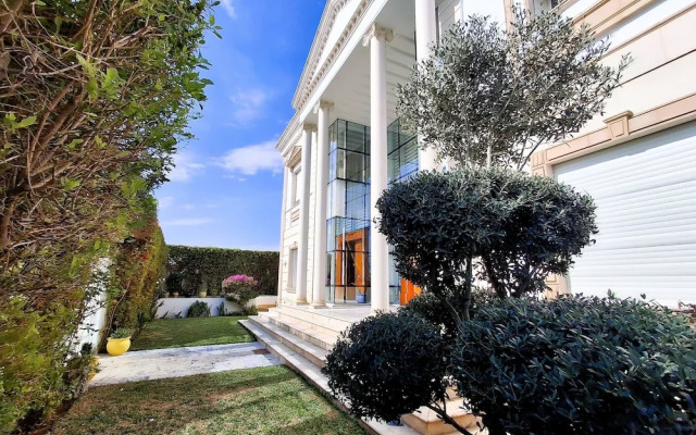 L'Orchidée - Luxury Suites