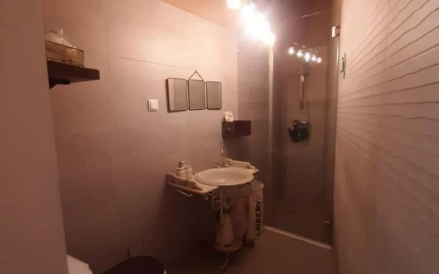 Stunning 2-bed House in Beautiful Area of Lisboa