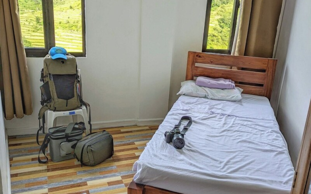 Australian Hotel Hungduan