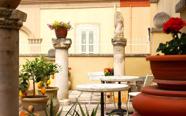 Aurora Bed & Breakfast