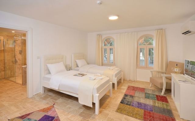 Villa Blanche Otel