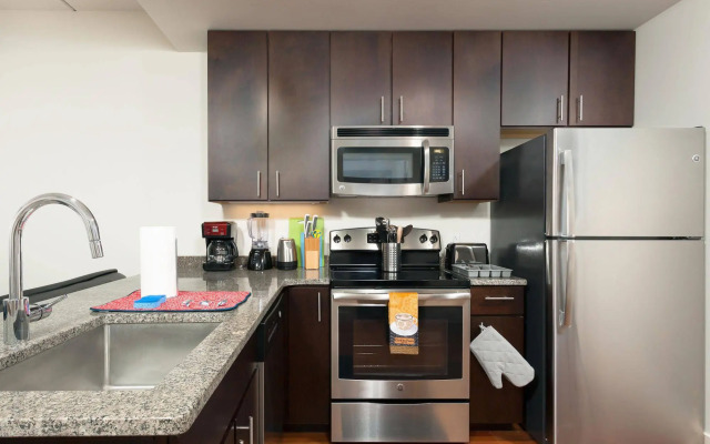 Pelican Fully Furnished Apartments
