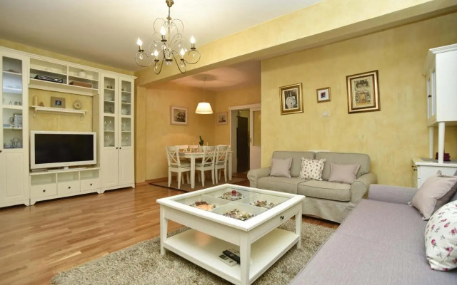 Apartment Center Bubi