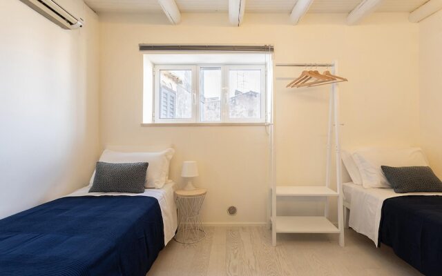 Mirror Apartment With Seaview Terrace