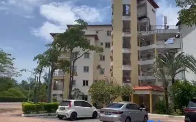 Tiara Desaru C202 (5 PAX ONLY) by UcomeStay