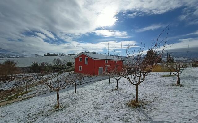 Rural apartment in Matelica with shared pool