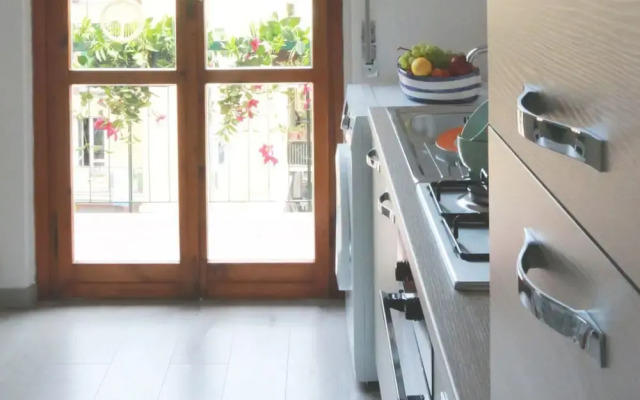 Apartment in Liguria With Side sea Views