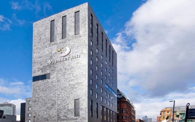 Premier Inn Manchester Deansgate Locks