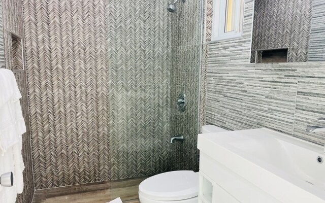 Luxury Apartments and Rooms The Lagoons