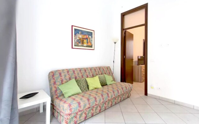 Apartment With one Bedroom in Palermo, With Balcony and Wifi - 10 km F