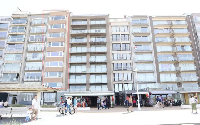 Apartment in Nieuwpoort With sea View