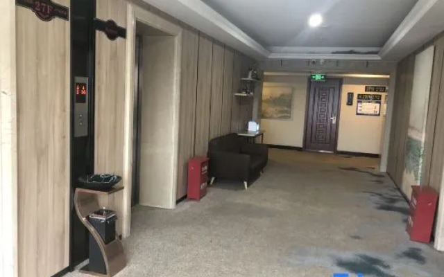 Youth Sunshine Hotel