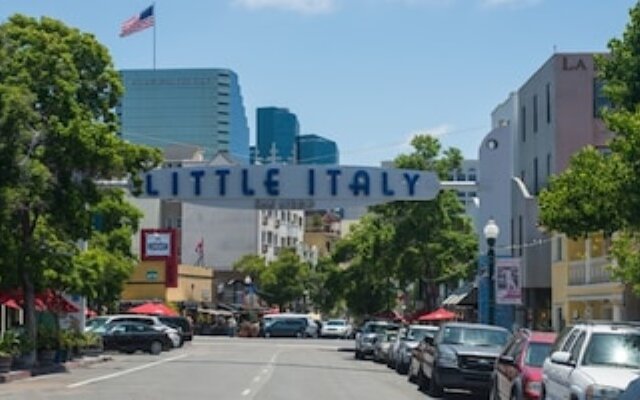Little Italy Apartments by Barsala