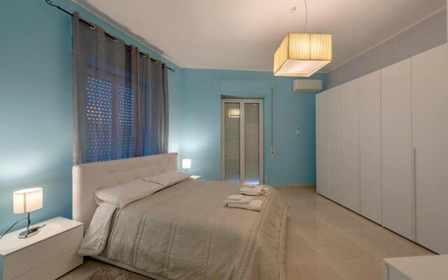 Casa Bella - 3 Baths - Walk to Ortigia