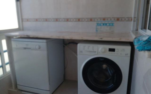 Lovely 4-bed Apartment in Estombar