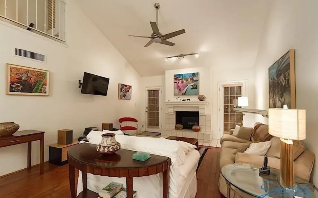 Western Gallery By Signature Vacation Rentals
