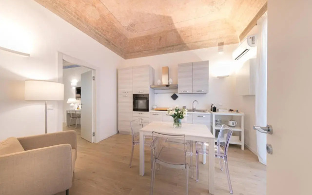 La Home42 Suite