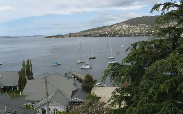 Grande Vue Private Hotel