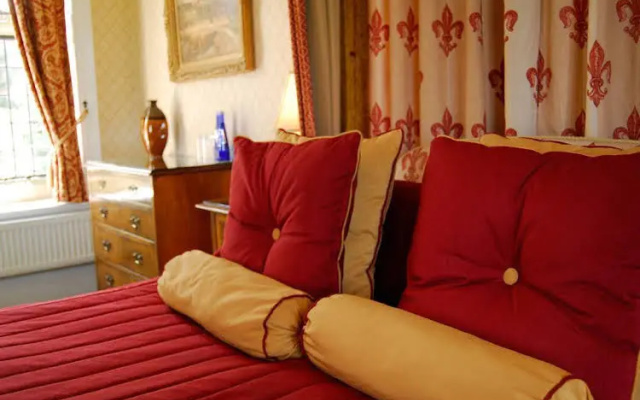 Dunsley Hall Country House Hotel