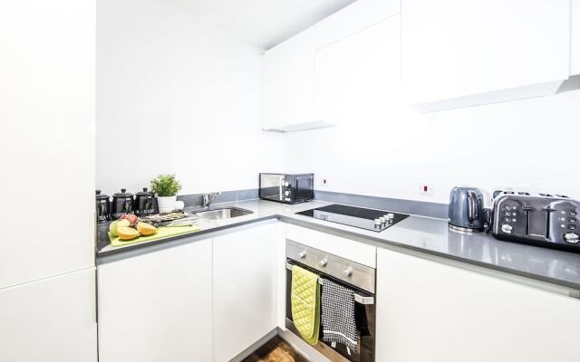 First Stay Apartments - Metropolitan House