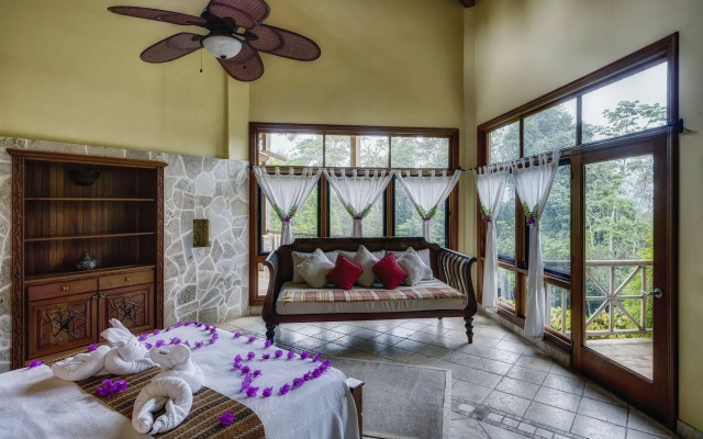 Sleeping Giant Rainforest Lodge