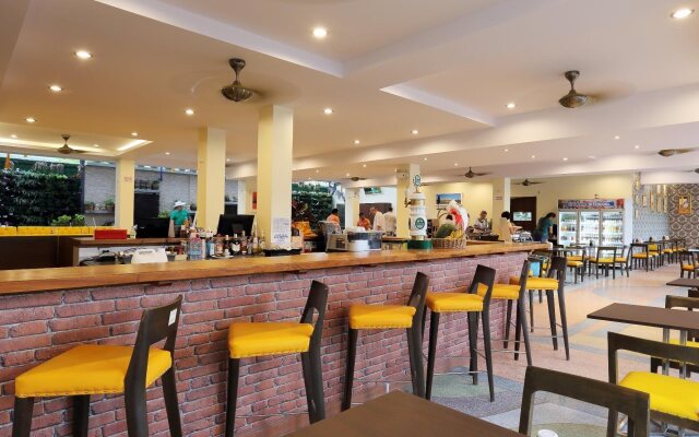 Отель On Hotel Phuket