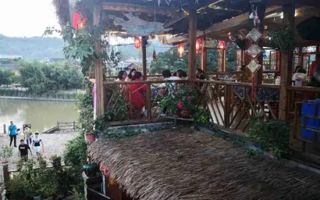 Waiting For You at Yunshuiyao Inn