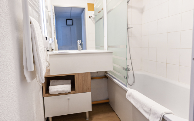 Отель Le Hüb Grenoble