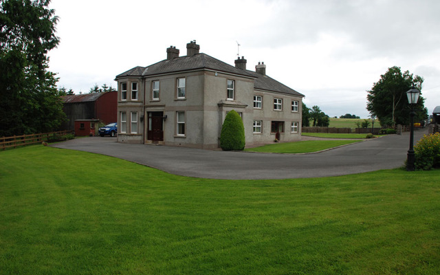 Derryvree House & Cottage